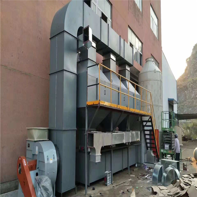 油漆廢氣處理機(jī)器設(shè)備應(yīng)達(dá)到什么生產(chǎn)制造規(guī)定?